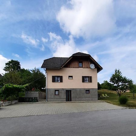 Guest House Matej & Mateja Plitvička Jezera المظهر الخارجي الصورة